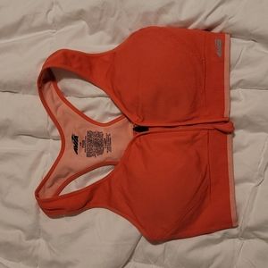 Avia front zip sports bra siz L